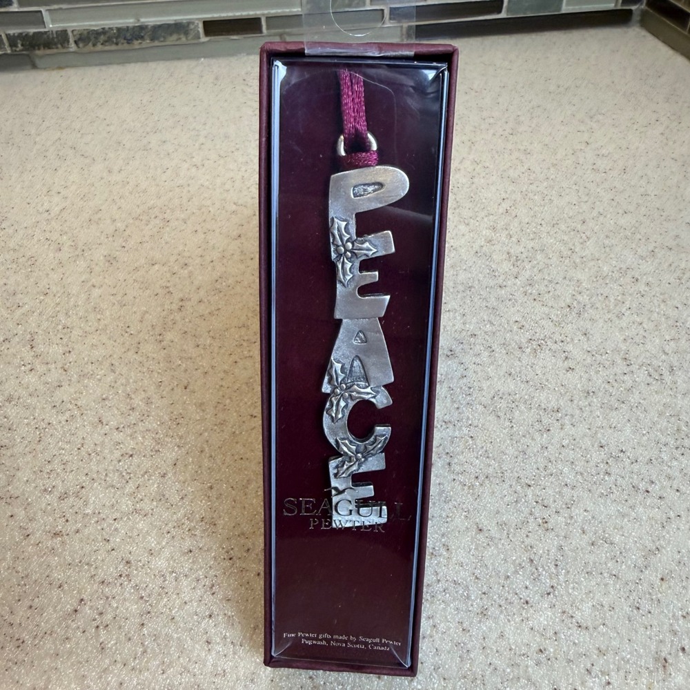Vintage Seagull Pewter "Peace" Christmas Ornament Holly Berry Silver Canada NIB‎